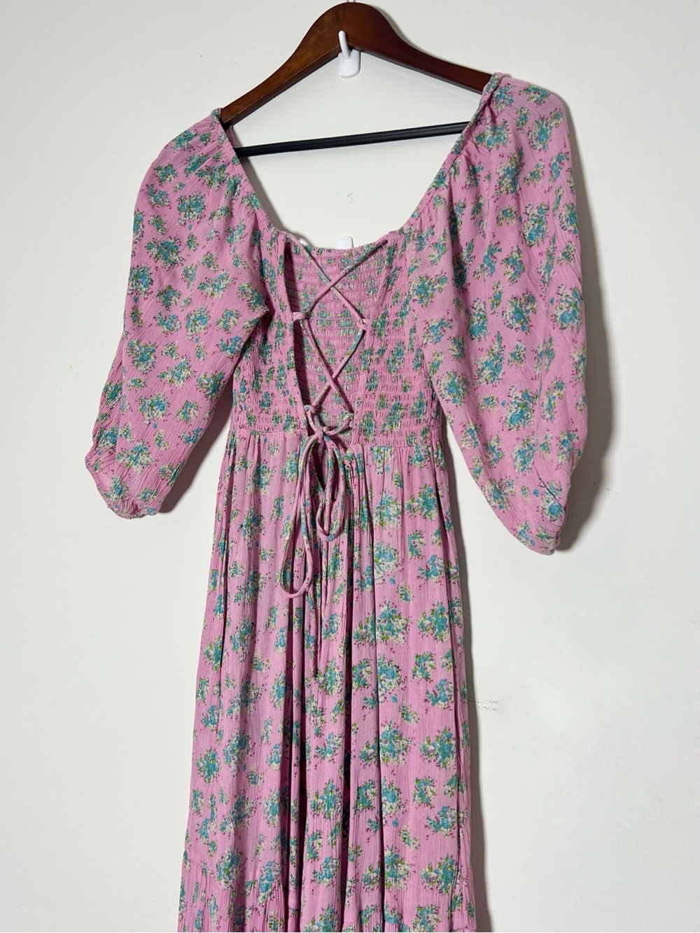 Urban Outfitters Lottie Floral Tie-Back Midi Dress Printed Smocked Puff Sleeve - Picture 5 of 8